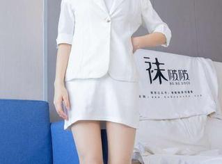 BoBoSocks袜啵啵 – 小安的高跟凉鞋：高清图库中的优雅竞技场