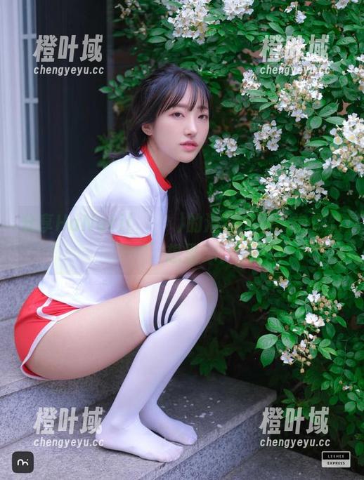分享HaNari(하나리)的浴缸梦境，泡在幻想里