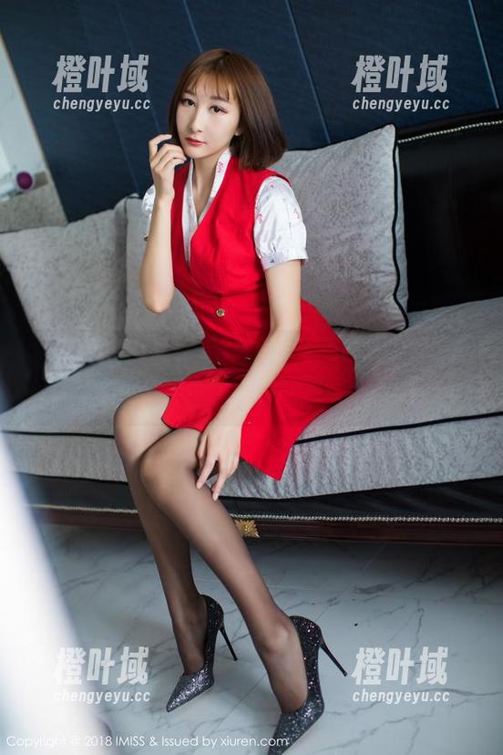 IMiss爱蜜社 - 从黄乐然的私房图片看比基尼，视觉上的致命吸引