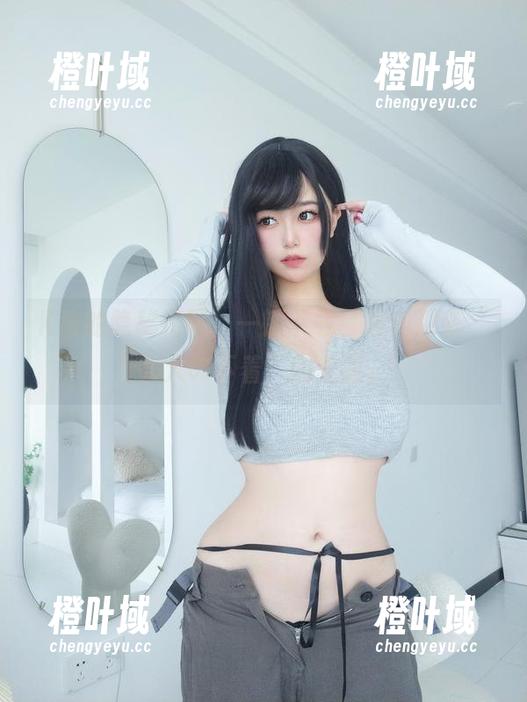 K酱的隐秘花园：一键下载，领略那些“大人の下着”的美丽。