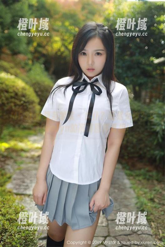 MFStar模范学院 - 女仆？还是女神？艾莉Evelyn的高清图库真相！
