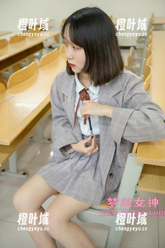 MSLASS梦丝女神 - 极品小御姐资源大放送，花月舞的每一瞬间都是让人心跳加速的瞬间！