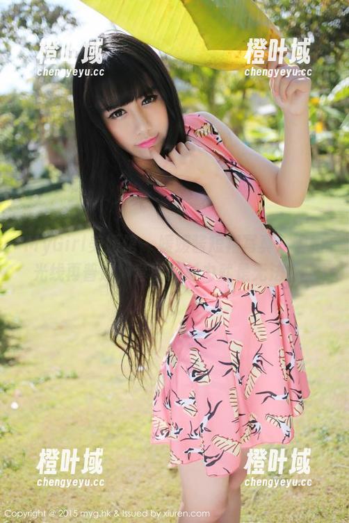 MyGirl美媛馆 - 媛媛酱短裙写真：哪怕光线再普通，套图的魅力就是无法抵挡