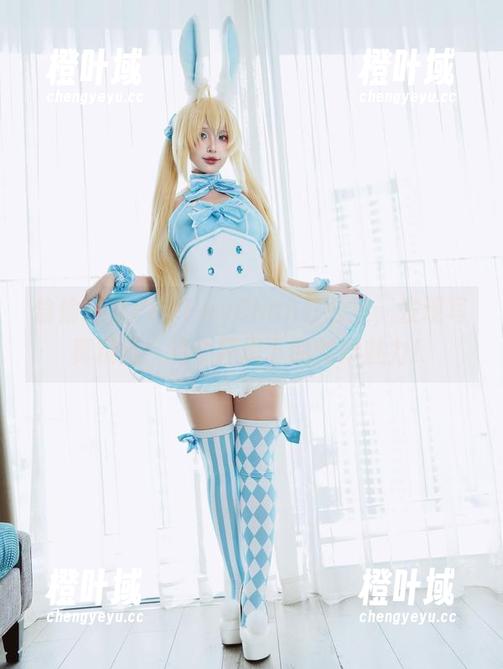 PuyPuyChan 偷偷跑去PuyPuyChan办公室,发现写真精选:这个环境下的微妙魅力!