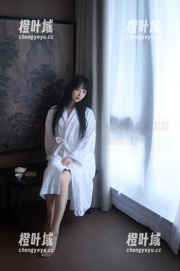 “无圣光”既视感！Shika小鹿鹿女友的原图瞬间，谁说要加特效？