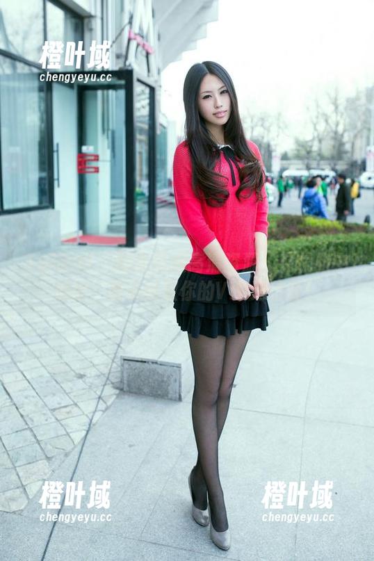 TuiGirl - 陆瓷美腿高清资源：在优雅中顽皮，快来获取你的VIP通行证！