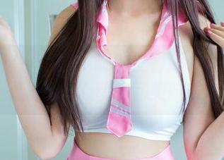 TuiGirl推女郎 – 嗨购王馨瑶吊带图包：资源让你心动的完美时刻！