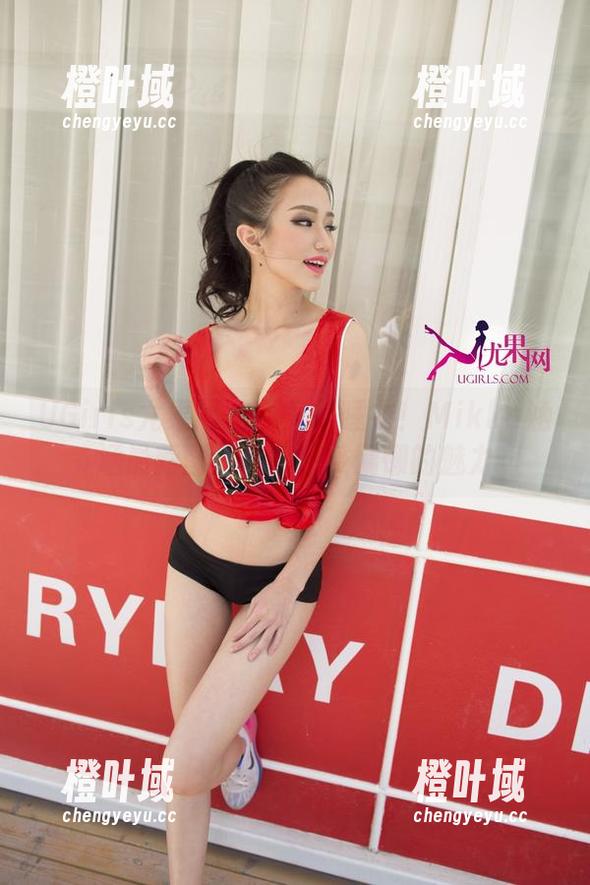 UGirls尤果网 - 不只是睡衣！Mikka涵涵最新图片带你感受慵懒的魅力