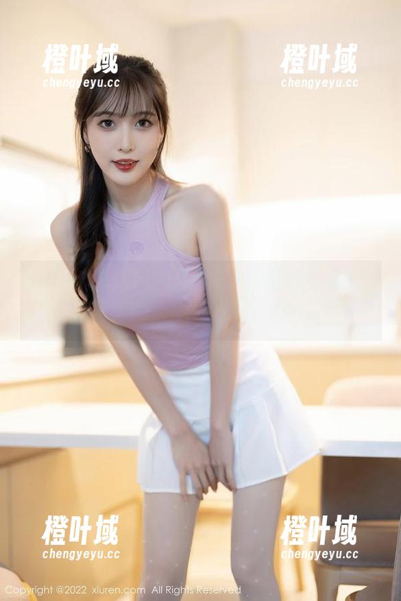 Xiuren秀人网 - 看吧，z杯悠悠的夏天写真原图，谁说没办法给你一点热度？