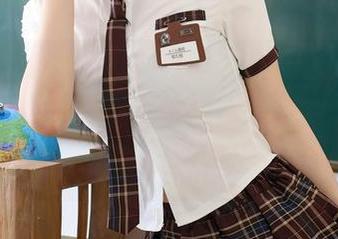 Xiuren秀人网 – 伍晓丽Shirley的和服图包福利，瞬间把你带入另一种优雅的境界！