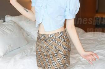 Xiuren秀人网 – 卓君Jeanes的夏天写真，凭什么让人觉得这么热？明明是视觉的清爽啊！