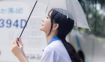 Xiuren秀人网 – 独家分享！唐翩翩私房甜心图包，心故事多得是。