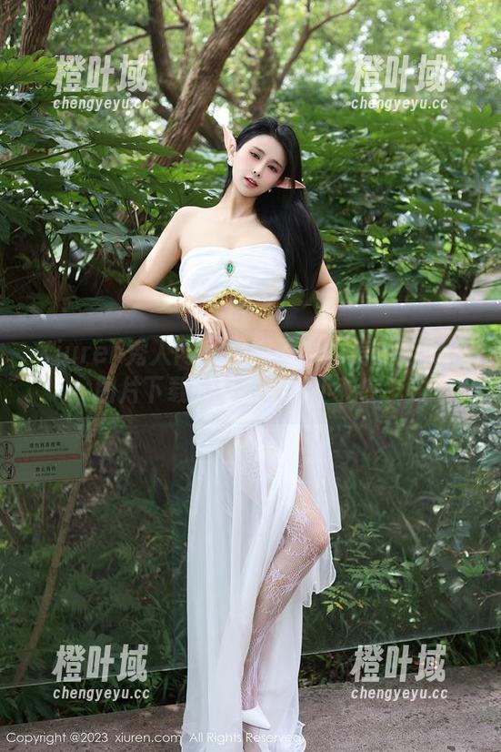 Xiuren秀人网 - 娜娜子呀的美足专辑：图片下载，直击你的小秘密！