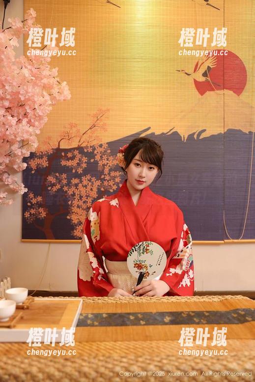 Xiuren秀人网 - 宝藏博主小魔女奈奈的睡衣时光，快来下载这些图片！