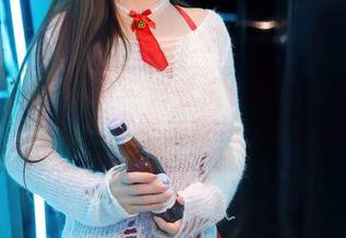 Xiuren秀人网 – 看看桃色奶酪的少女图集，最新作品都藏着什么小惊喜？