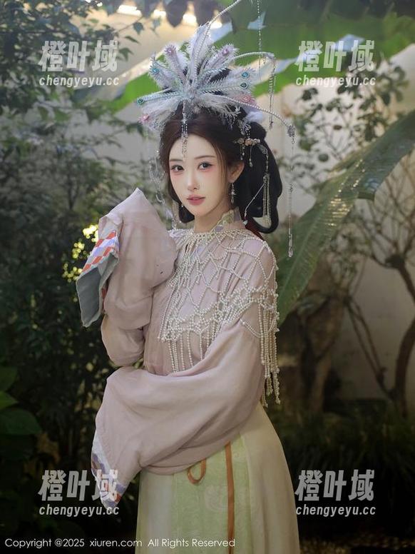 Xiuren秀人网-麻布学妹 Xiuren秀人网 - “麻布学妹”全新原图,肉丝风情尽在其中。