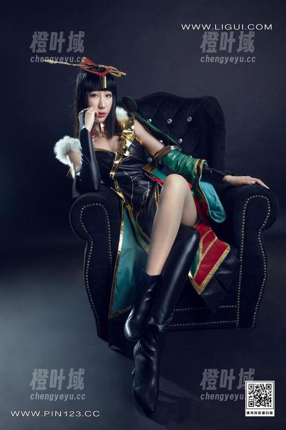 丽柜-团子 丽柜 - 团子学姐的写真作品,简直就是视觉的诱惑!