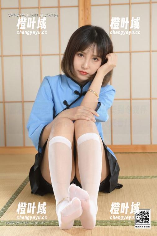 丽柜 - 由美的丝袜在线，原图美到令我怀疑人生的瞬间，不信？快来看！