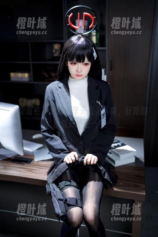 九柒喵在护士角色里无圣光写真，针筒的背后竟然是…！