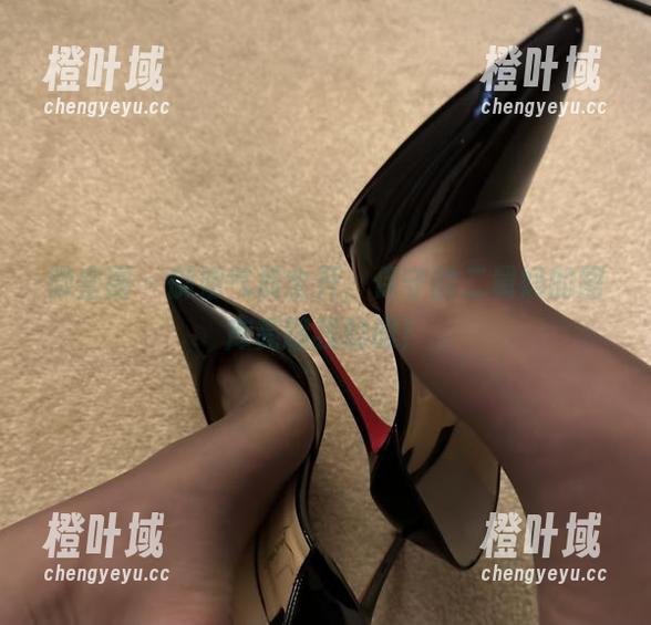 微密圈 - 御姐气质全开，保守的二舅妈的图库亮瞎我的眼！