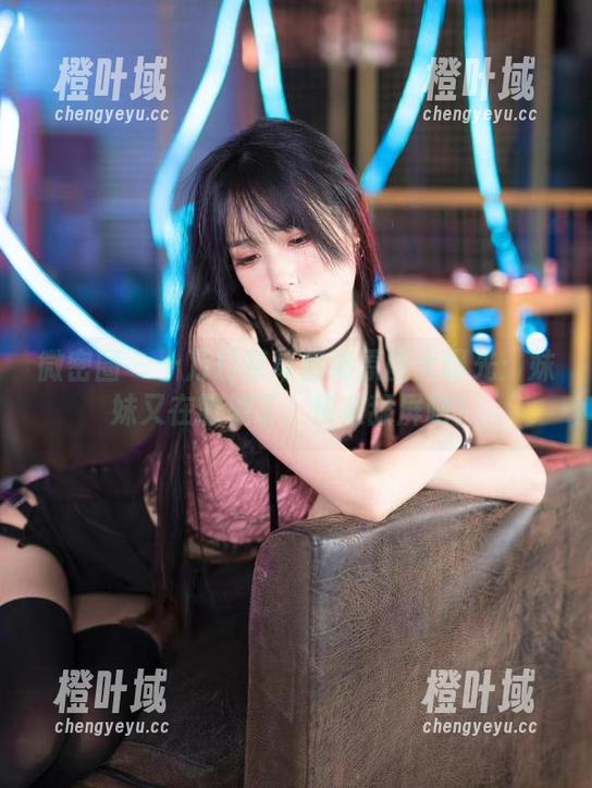 微密圈 - 十万口草莓粥粥原图大曝光：妹妹又在撒糖了，快来舔屏吧！