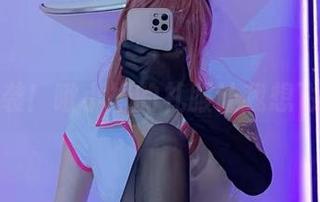 美图来袭！啾小妍的礼服让我想飞起来！