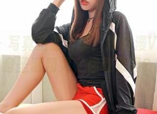 嗲囡囡 – 写真资源分享：陈雅漫VICKY化身圣诞精灵，你敢看吗？