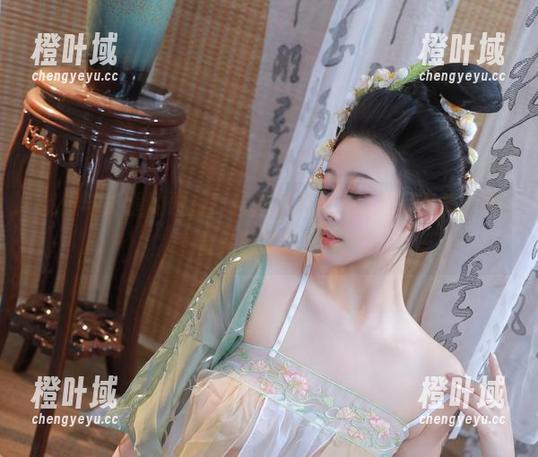 优雅与长腿的碰撞！奈汐酱Nice精选写真集，快来看美腿的真实版？