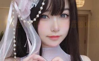 在线欣赏女主K的作品，美腿透露的秘密你发现了吗？