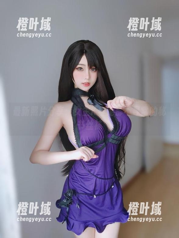 女主K 最新照片分享:女主K与她那不寻常的秘书丝袜