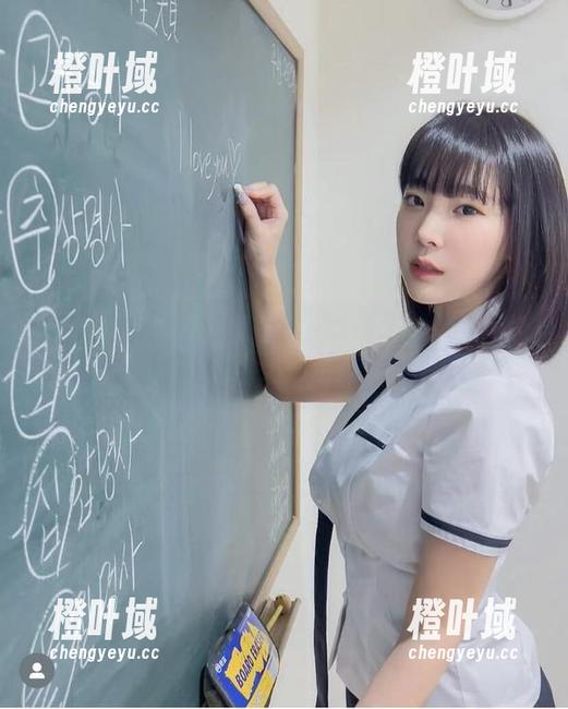 被姜仁卿(강인경)的套图迷住了！IKOF-11Inkyung不容错过！