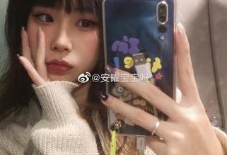 安曜曜短裙合集，感觉好像在翻阅时尚杂志，心情好到飞起！