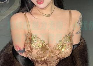 微密圈 – 妹妹的魅力无限：小优优子的定制写真不容错过！