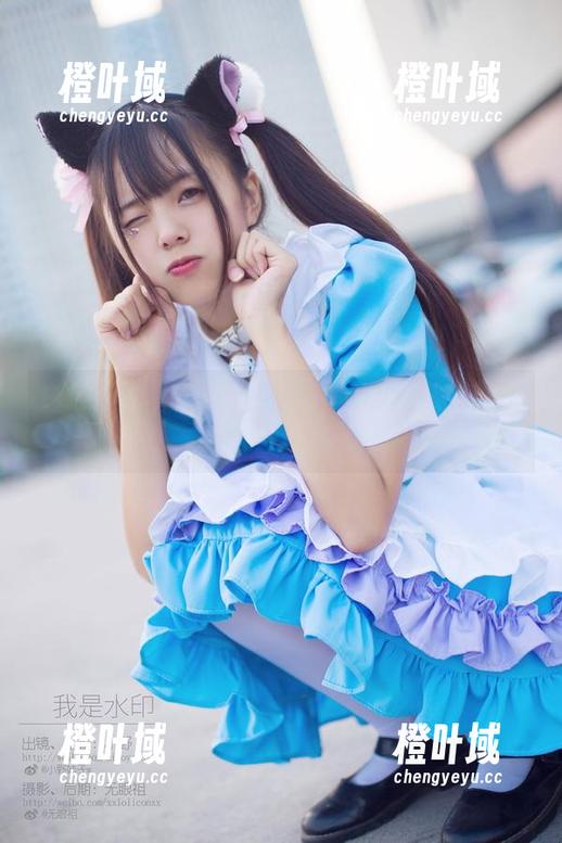 白色纱裙梦游：小野妹子w的高清资源冒险