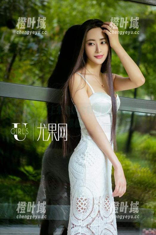 尤果网 - 穿上朱赢的定制制服，瞬间自信爆棚！