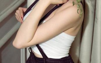尤果网 – 私房里的运动风：看看萌琪琪如何把汗水拍得动人