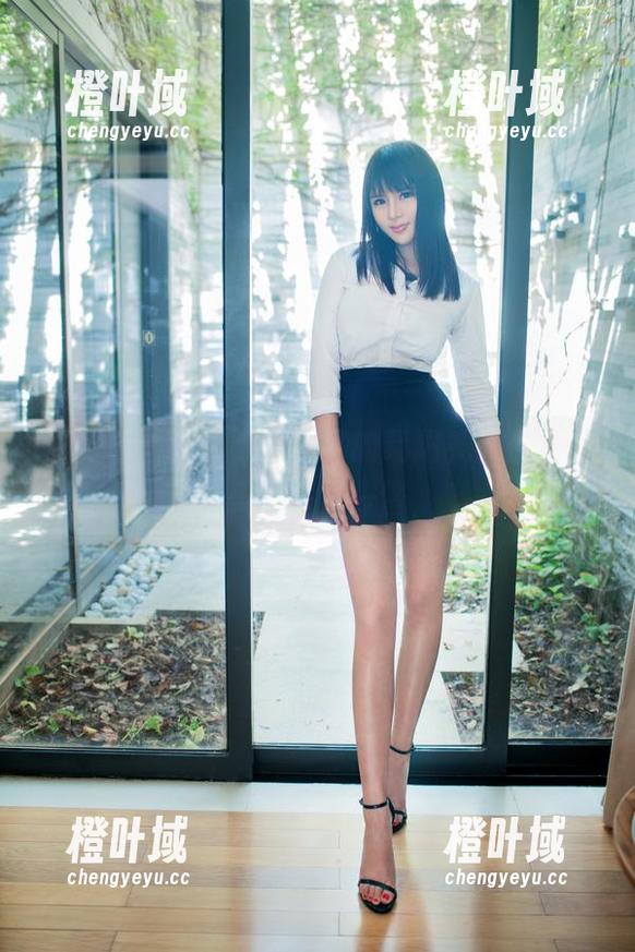 推女郎 - 让人眼前一亮的易阳礼服合集，美图只需一瞥
