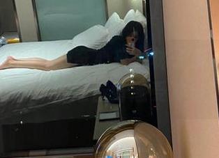微密圈 – 带着好奇心来，林子琳喵死库水图包分享，你准备好感受冲击了吗？