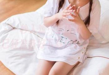 果团网 – 一秒入戏！王语纯的旗袍美图，我已经准备好下载这些灵感了！