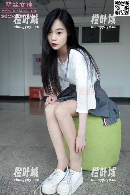 梦丝女神 - 魏婷婷：你不知道的透明写真资源揭秘