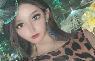 微密圈 – 穿越云层的梦露veronica：高清空姐写真免费下载！