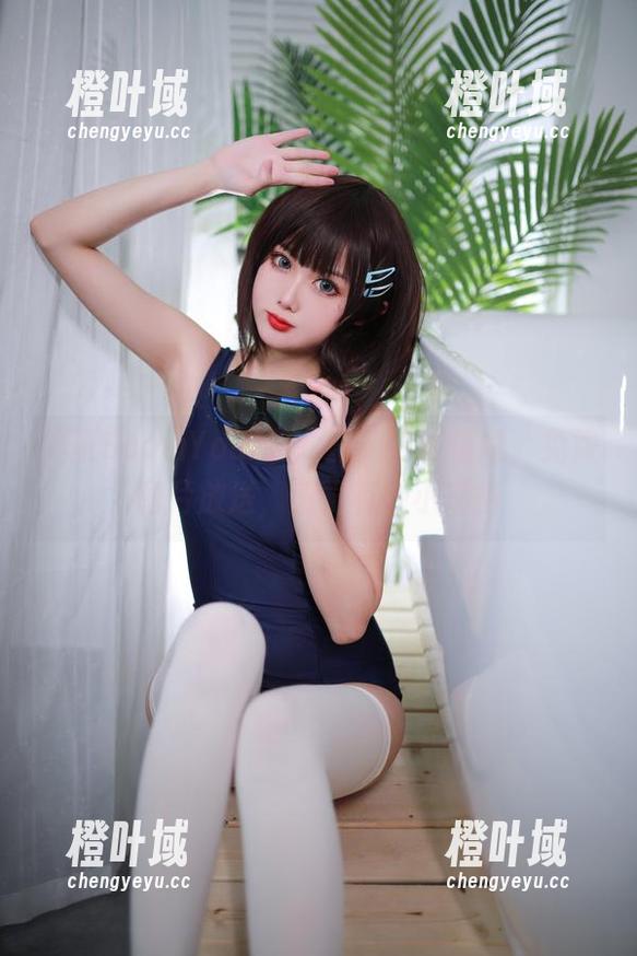 炸蛋Boom 炸蛋BoomYouMi尤蜜的制服猫娘,免费图片放送,感觉有些小期待