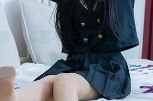 物恋传媒 – 菜菜毛衣写真最新力作，分享那些没说出的故事！