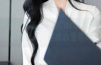 秀人网 – 泰国阳光下的Carol周妍希：美图拍出来，但我心里嘿嘿