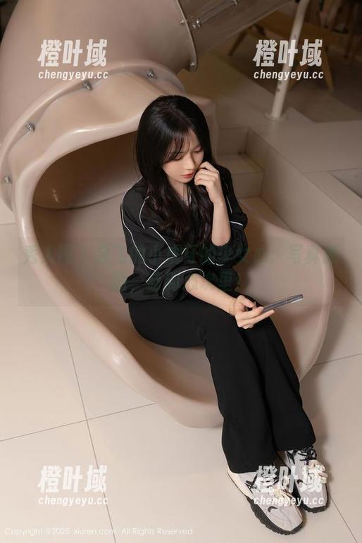 秀人网 - 会飞的小虎牙的少女心：写真原图，萌到心坎里！