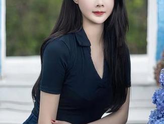 秀人网 – 在白裙的世界里，噜噜妞儿的私拍故事
