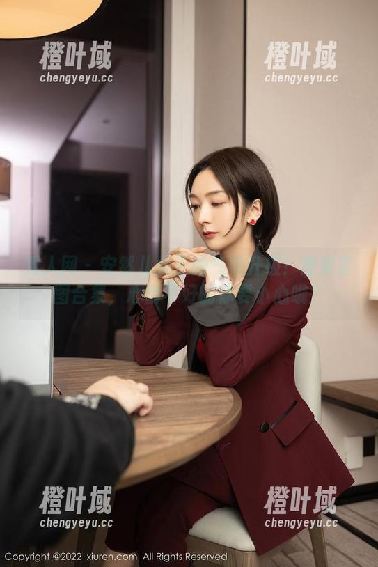秀人网-安然儿 秀人网 - 安然儿女王的气场升级!独家套图合集,心情不好的你要小心哦!