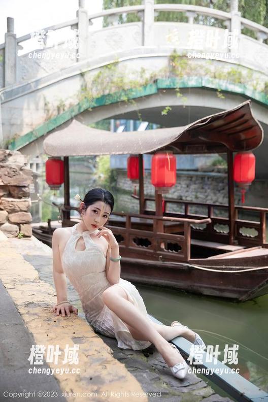 秀人网-小蛮妖_honey 秀人网 - 窥探小蛮妖_honey的毛衣世界:高清图包,直击心底的柔软
