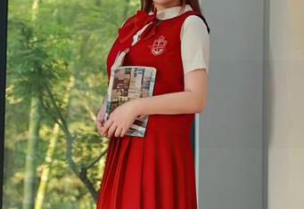 秀人网 – 狂野的触感：观看“幼幼”如何让豹纹作品充满生机！