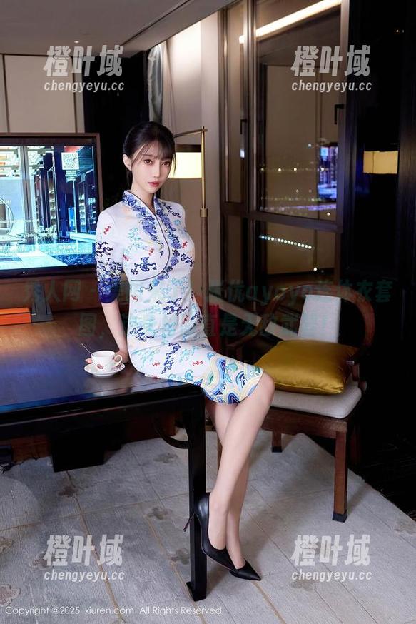秀人网-张优ayoyo 秀人网 - 美图来了!张优ayoyo连体衣套图,这身材简直是无敌武器!